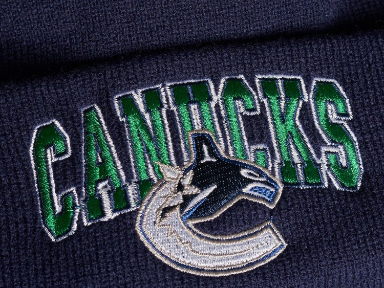 59201 Шапка NHL VANCOUVER CANUCKS синяя, 55-58
