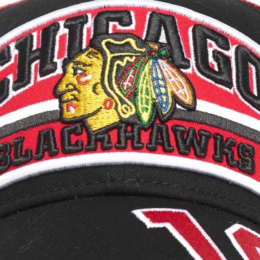 31335 Бейсболка NHL CHICAGO BLACKHAWKS №19 чёрн/красная, 55-58